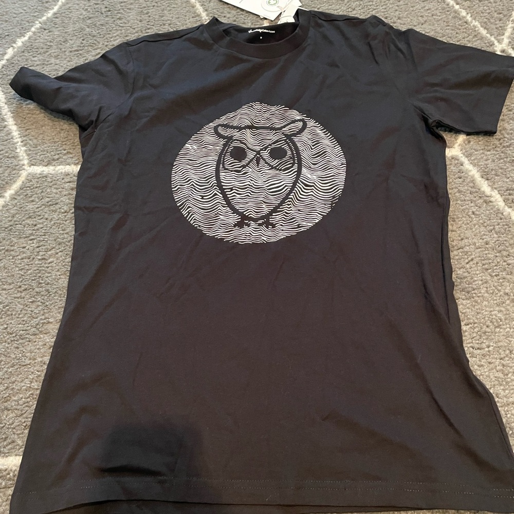 Knowledge cotton apparel owl tee size medium
